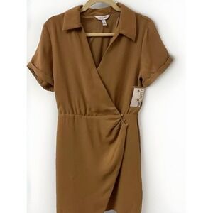 NWT! Nine West Camel Short‎ Sleeve Wrap Dress Size Medium BRAND NEW!